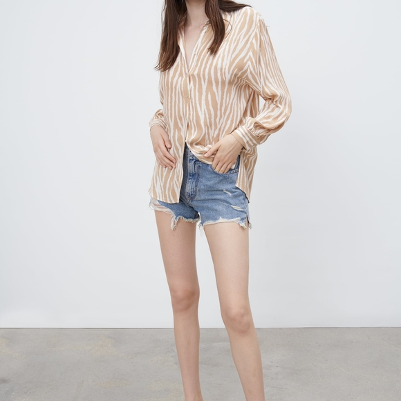 Zara Animal print shirt - Picture 2 of 5